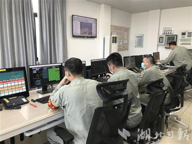 |500千伏咸宁变电站增容送电 湖北主力电网可保3年无卡口