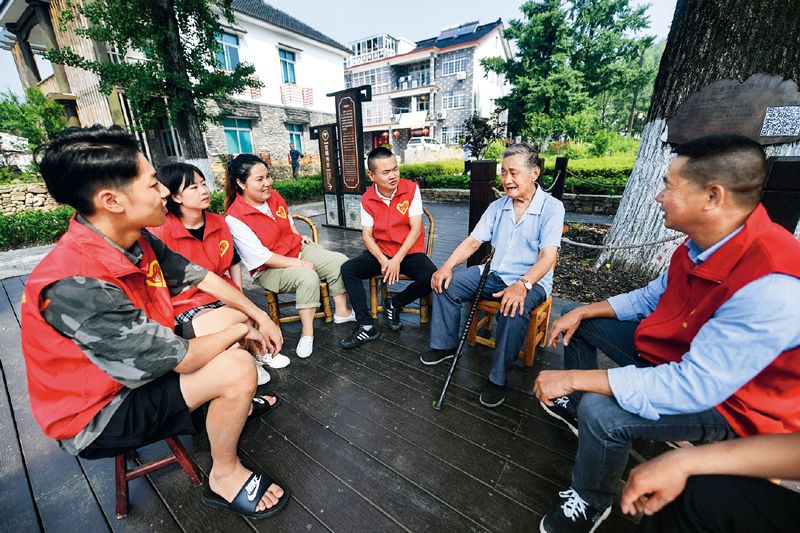 巅峰彩票下载