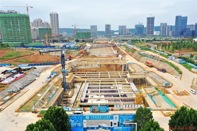 |湖北城建抗疫半年报：数万工地争分夺秒抢抓进度