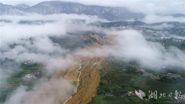 |现场直击丨恩施清江上游堰塞湖险情