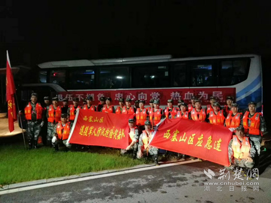|黄石市退役军人事务系统积极参与防汛抗洪千名退役军人投身救灾一线