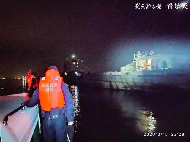 |非法采砂近万吨！10名犯罪嫌疑人被移送起诉