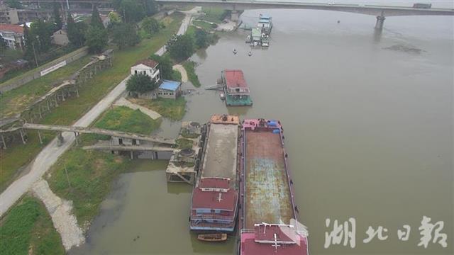 |无人机巡航 热成像追踪 沙洋水陆空立体巡查打击违法捕捞