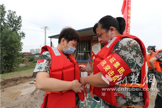|武金堤上有群“乘风破浪的姐姐”