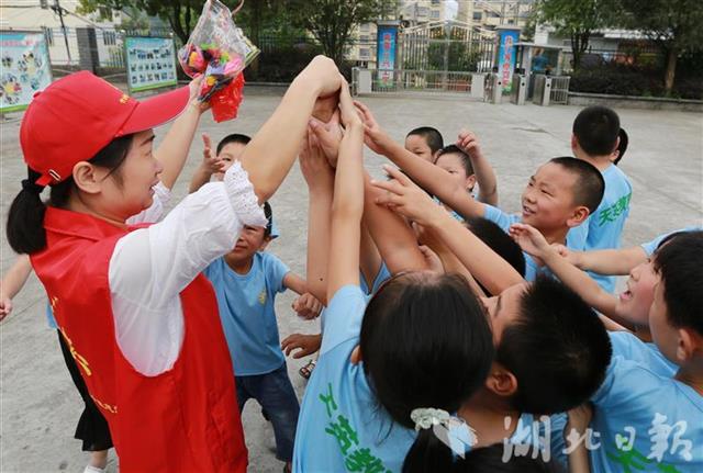 |十堰竹山县：关爱留守娃安全过暑假