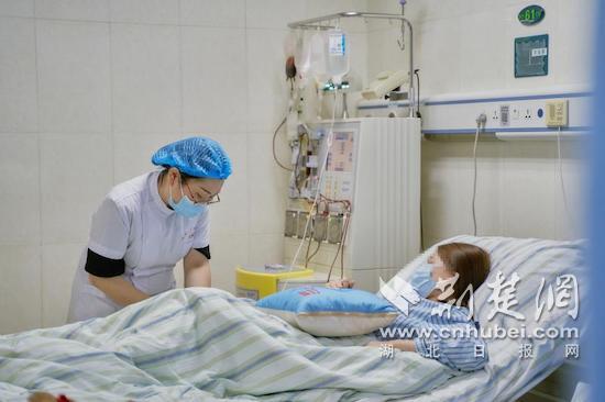 |刚下火线又救人 “95后”战疫护士为患者捐献造血干细胞