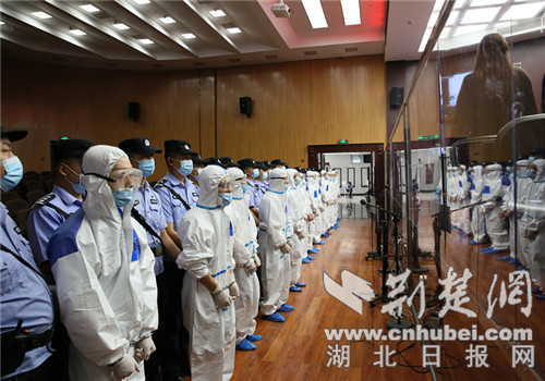 |老河口警方扫除一黑社会组织