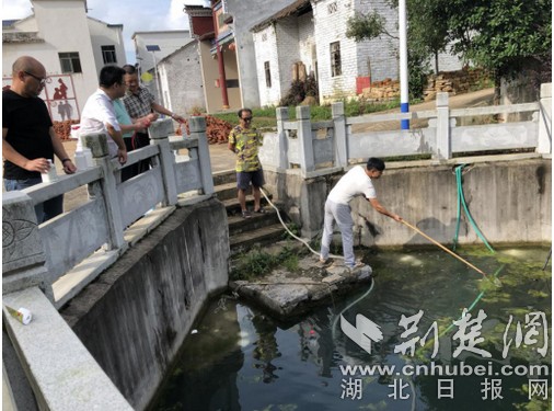 |黄石：扶贫工作队加强饮用水源消毒保障帮扶村饮水安全