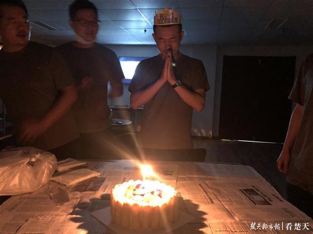 |水退人不退，这些熟悉的身影守护武汉开发区