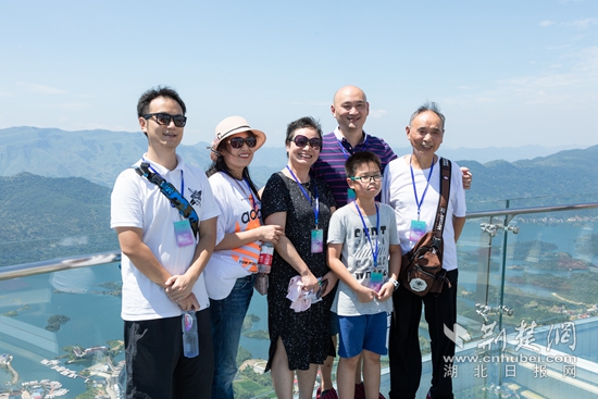 |仙岛湖天空之城景区迎来首个跨省旅游团