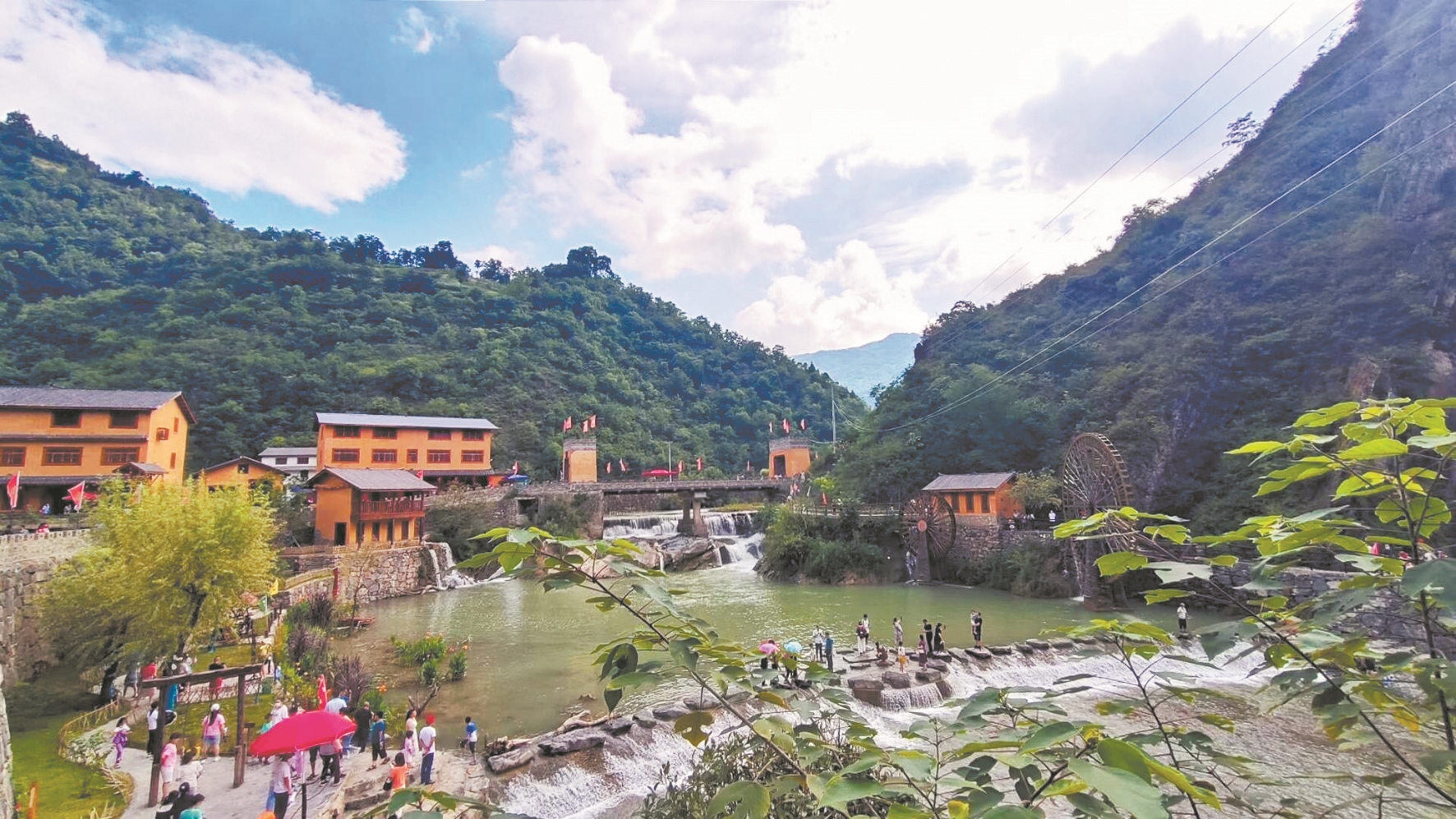 买麻花的,买凉皮的…昨日大清早,郧西县关防乡沙沟村4组村民郑立菊