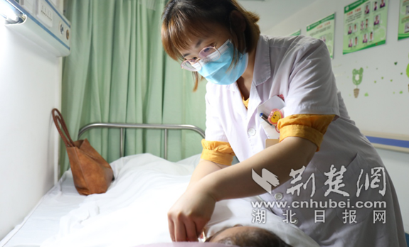 |男子因工作频繁出入冷库后右脸偏瘫 医生：夏季是发病小高峰