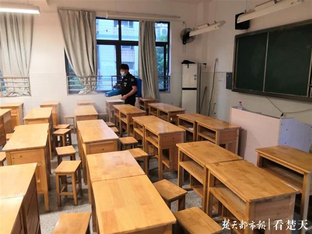 |全面消杀、不分AB班、午餐留样48小时，武汉初中这样复课
