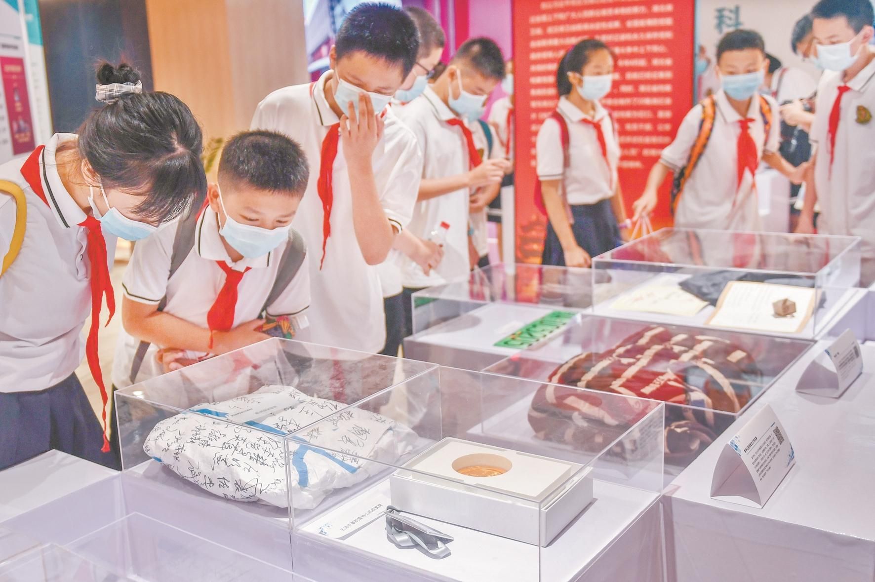 |武汉上演科普大戏