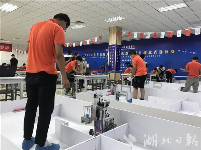 |湖北24名“机器人高手”争夺世界技能大赛入场券