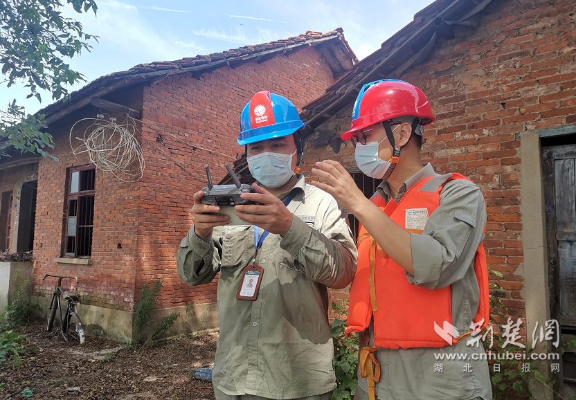 |“海陆空”全方位巡视，为天兴洲灾后复电做足准备