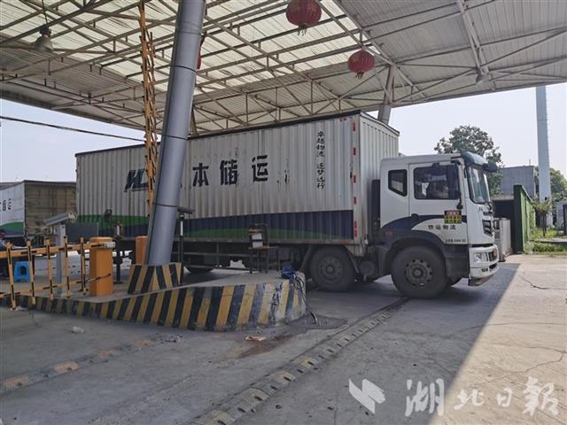 |湖北铁路货运量渐趋恢复正常 每天开行货运专列超千列