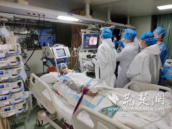 |20年来每天喝一斤白酒 男子突然吐血不止