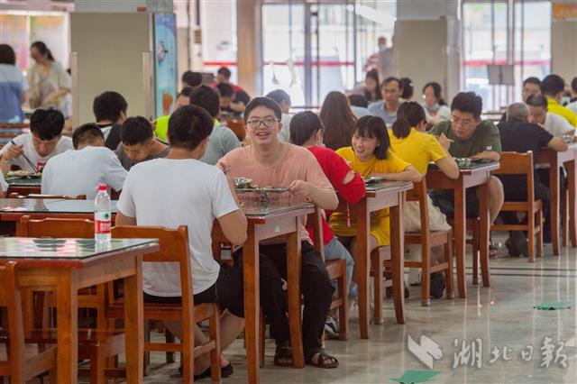 |武汉大学9000余名本科生陆续返校