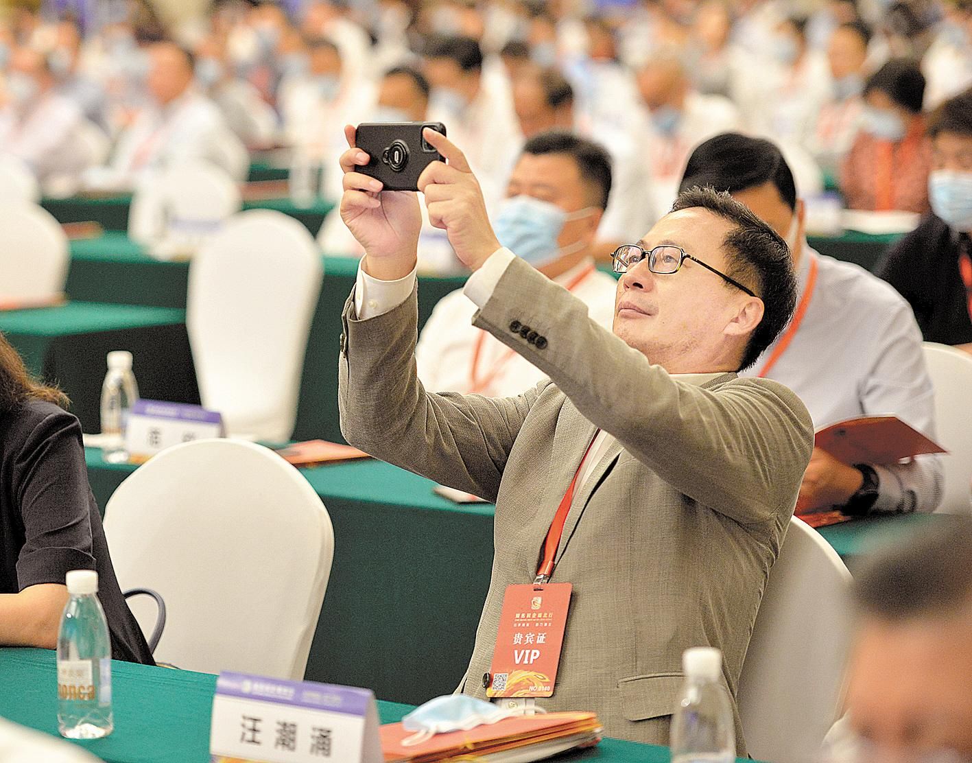 |现场签约项目30个投资金额1166亿元全国知名民企共襄湖北