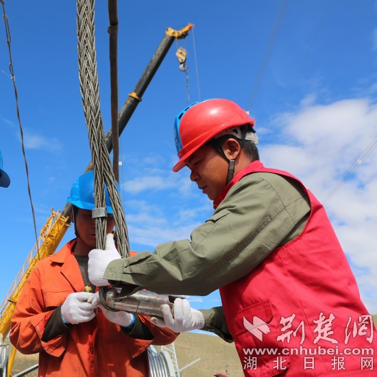 |鄂电“铁军”：党建引领，“电力天路”书写精彩篇章