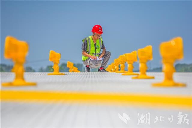 |荆州机场建设全面冲刺