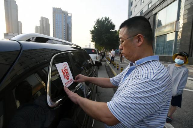 |“川汉一家亲，武汉感恩您！” 时隔半年，武汉志愿者募集物资回赠汶川恩人