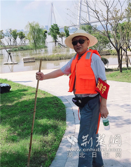 |国家统计局湖北调查总队防汛党员下沉社区 筑牢杨园街防汛堤坝