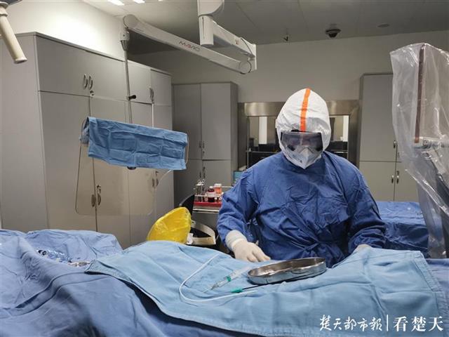 |二次战“疫”报恩情，武大人民医院援疆专家不惧风险挽救生命