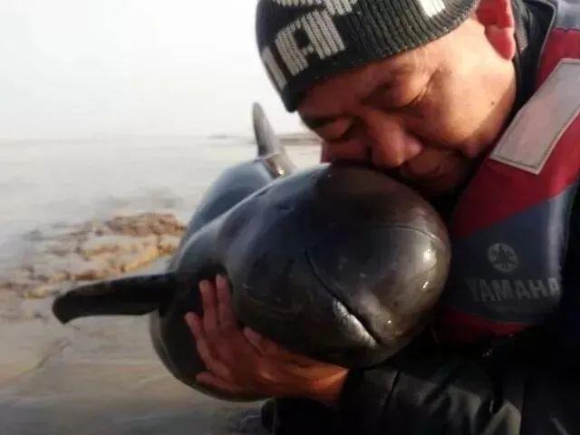 |昔日打鱼人变身护渔人，全身心守护母亲河精灵