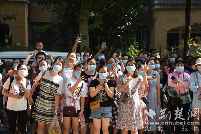 |新生入学有“谱” 光谷二小“试入学” 让家长放心