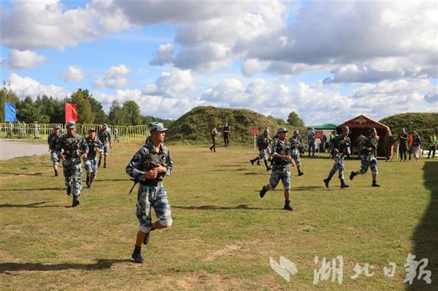 |交替射击，武装越野……单兵两项中国空降兵勇夺第二名