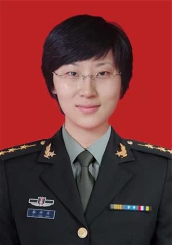 |火箭军女兵丹姐转业到警营再立新功，“咱当过兵的人在哪都一样！”