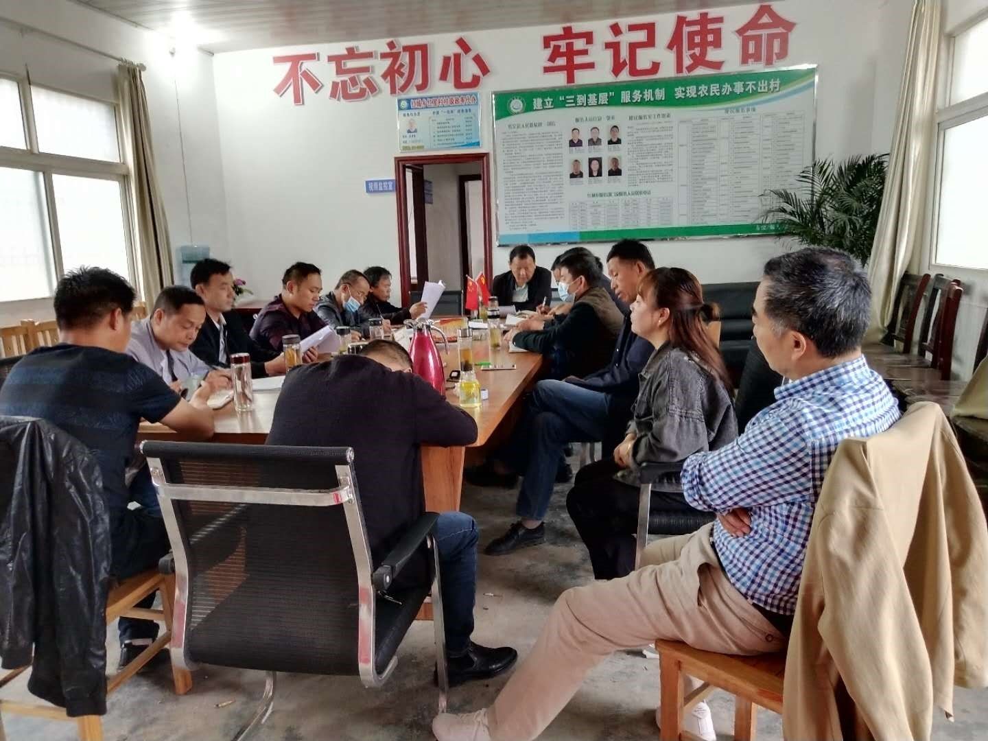 |党道雄：用生命诠释公仆情怀