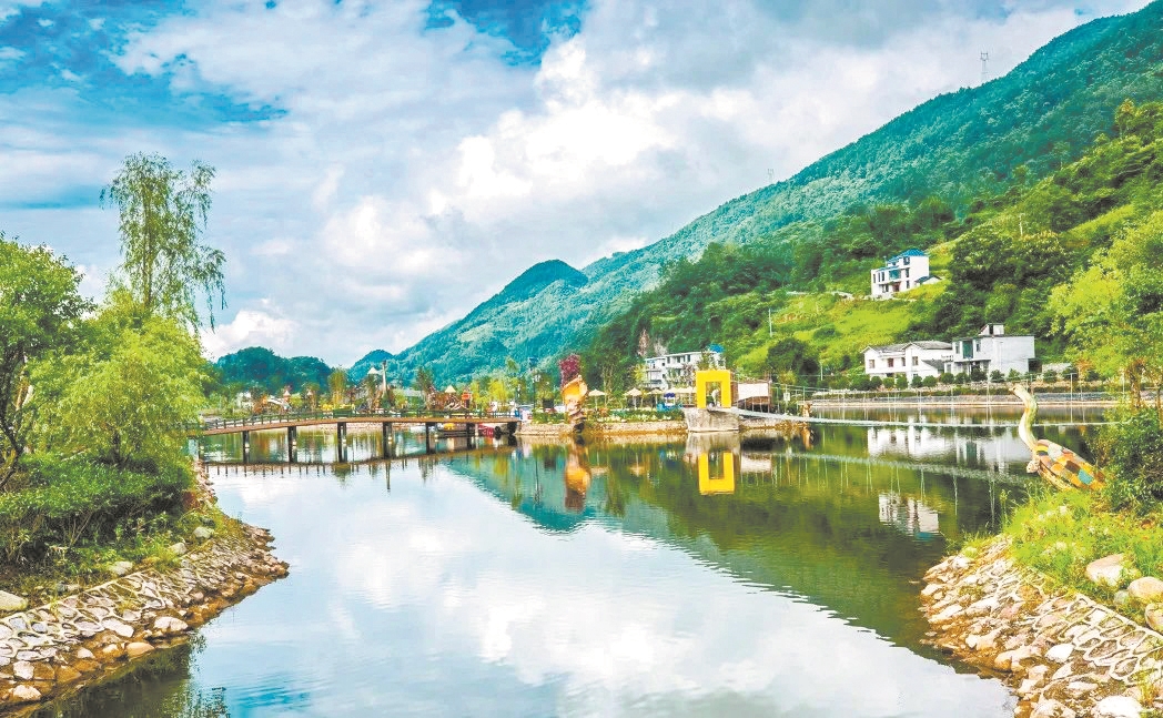 |灯戏之乡迎来土家情人节