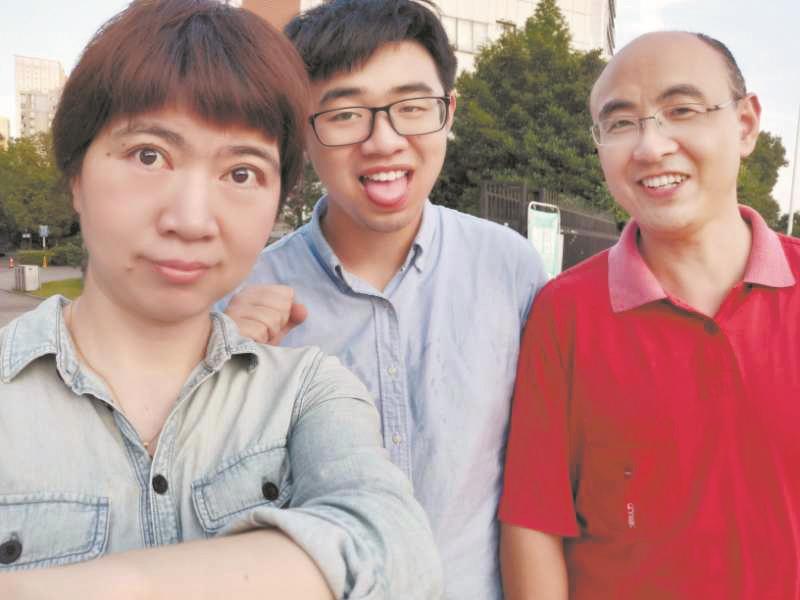 |安徽护士逆行援鄂 儿子如愿考上华科母子相约要好好看看大武汉