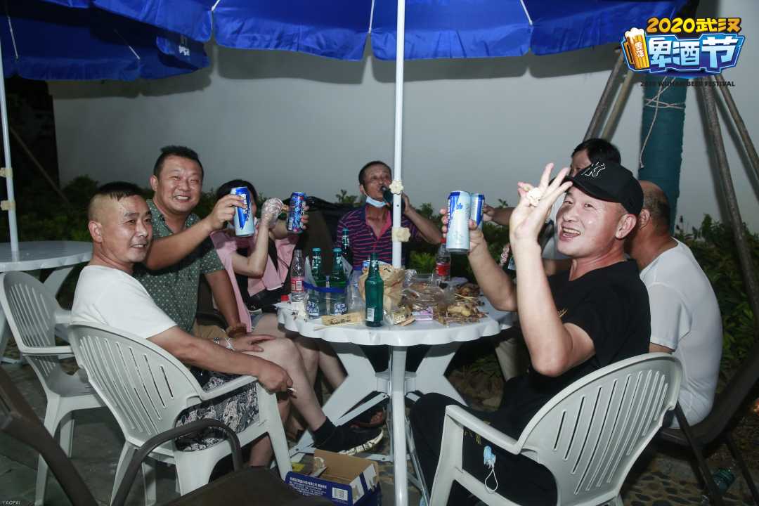 |武汉啤酒节东西湖主会场火热开场