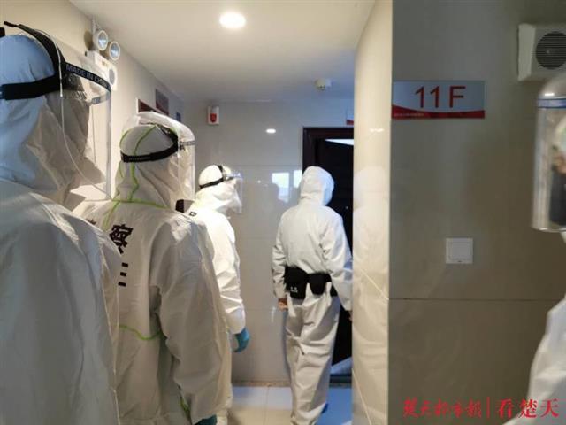 |军转民警叶军：脱去橄榄绿换上警察蓝，不同的岗位同样的为民情怀