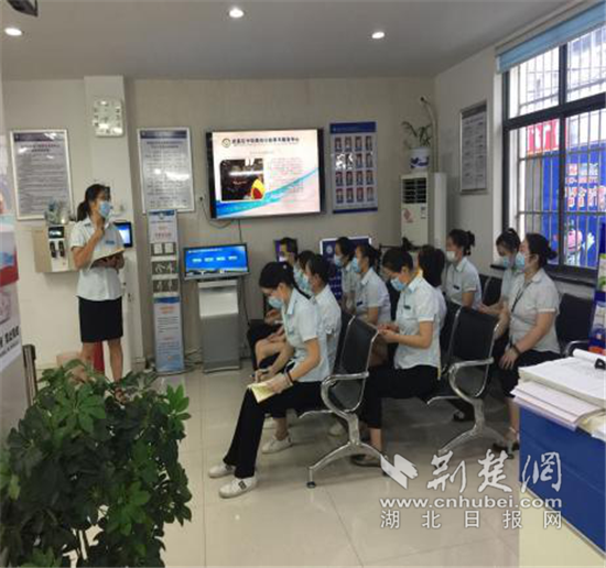 |马上办、一次办、就近办、网上办！武昌中华路街暖企便民放大招