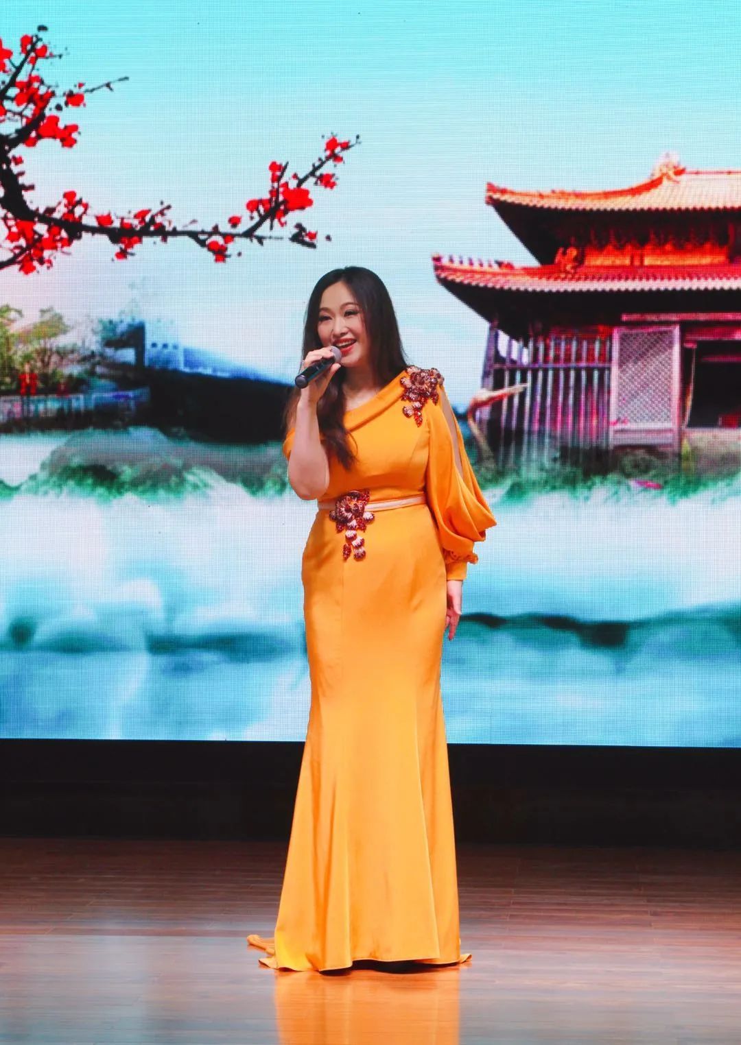 |“艺术温润心灵——荆楚红色文艺轻骑兵云演季”收官，冯翔带来《汉阳门花园》