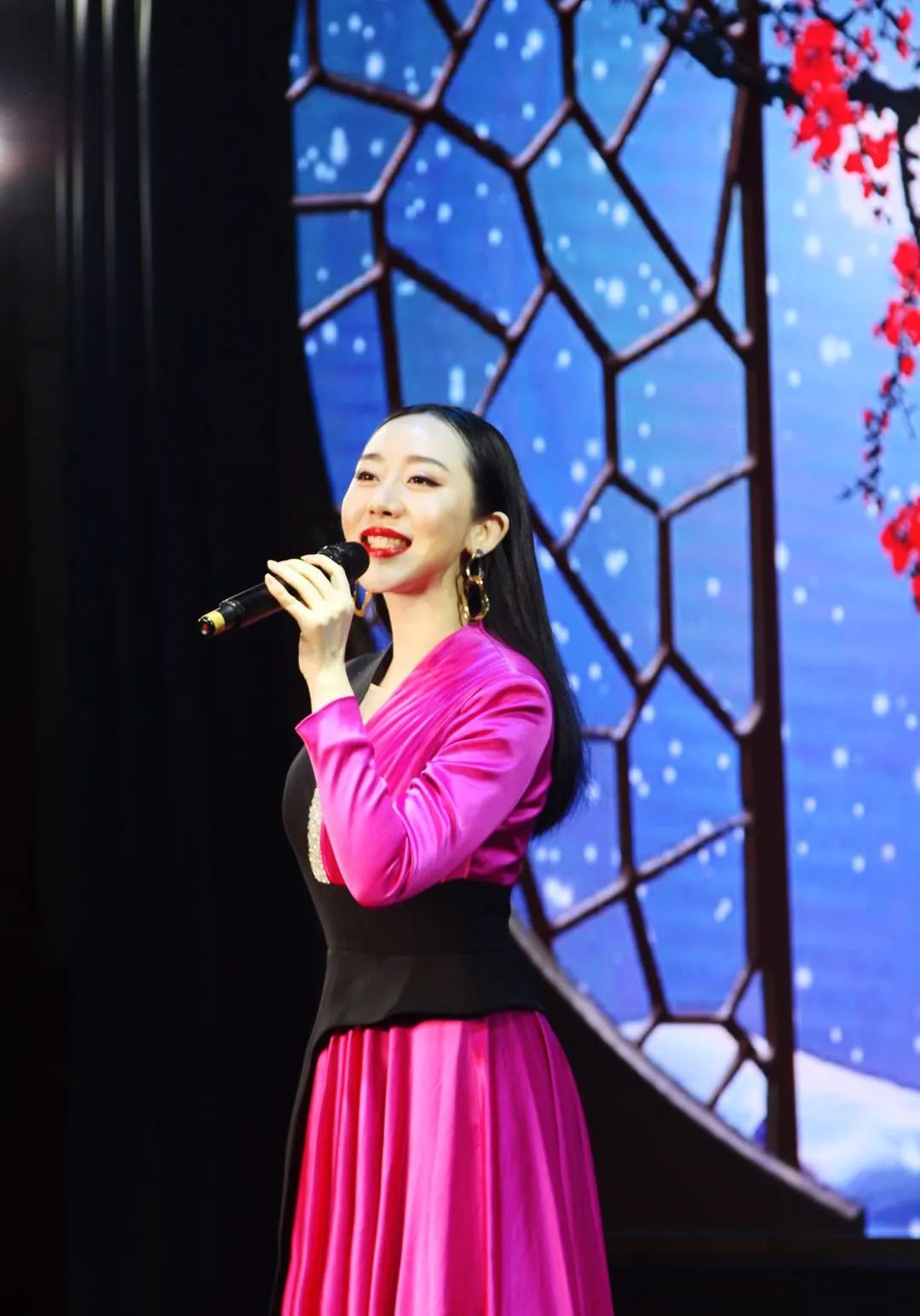 |“艺术温润心灵——荆楚红色文艺轻骑兵云演季”收官，冯翔带来《汉阳门花园》