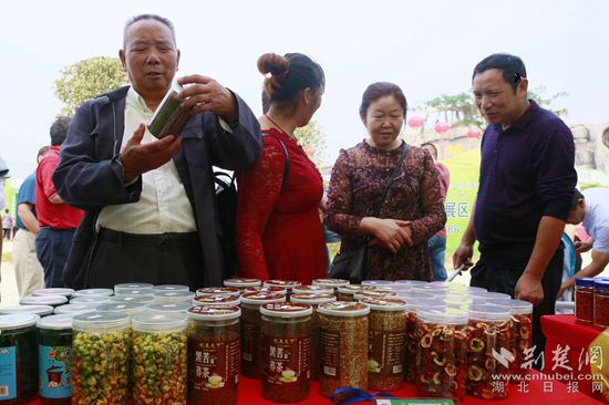 |线上线下齐发力 红安“地标优品”拿下超10亿大单