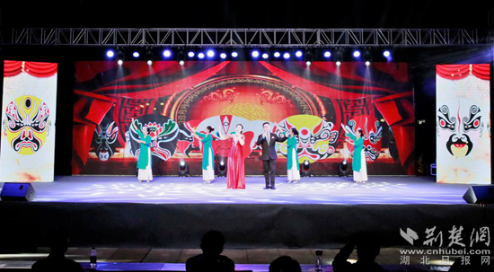 |黄州区举办宣教月主题廉政文艺晚会