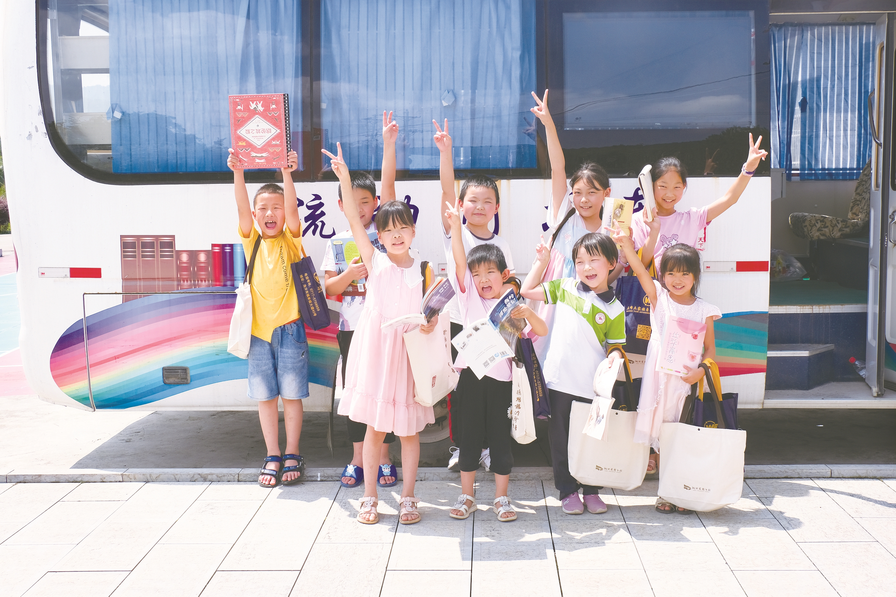 |湖北省图书馆今日迎来疫后重新开放100天 重启的图书馆里有你的快乐我的成长