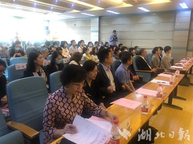 |助抗疫天使进修深造德勤“湖北省护理人员支持计划”在武大启动