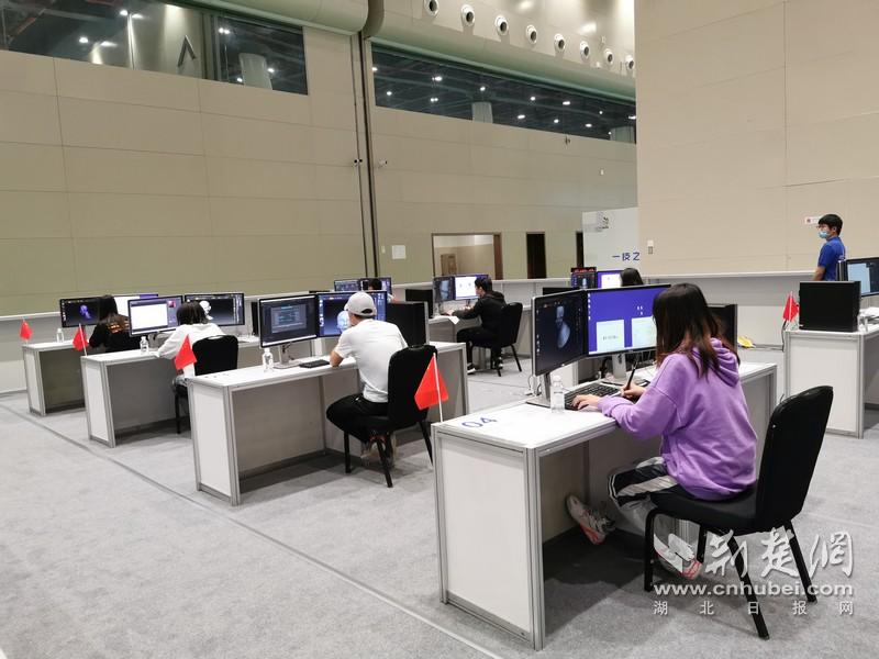 |第二届湖北工匠表彰暨技能强省建设推进会28日举行