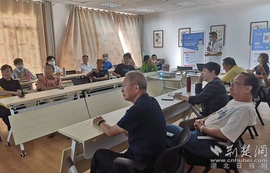 |英山桃花溪康养小镇公益体验结束 旅游+康养获患者青睐