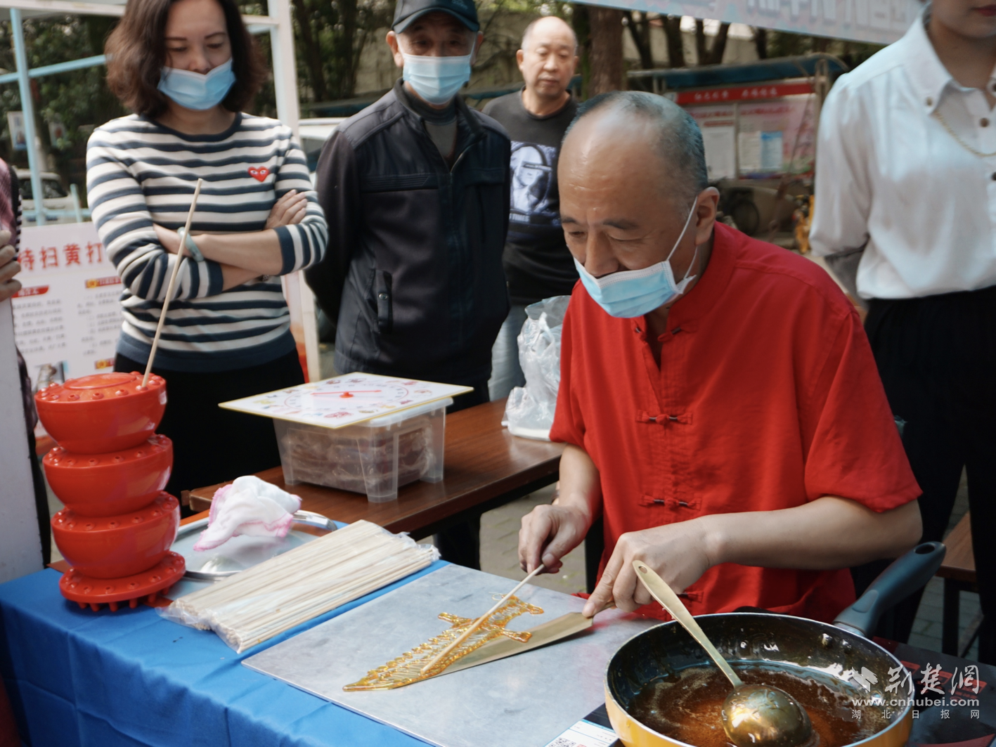 |青山区钢花村街119社区开展健康防疫志愿服务活动 引导健康生活方式