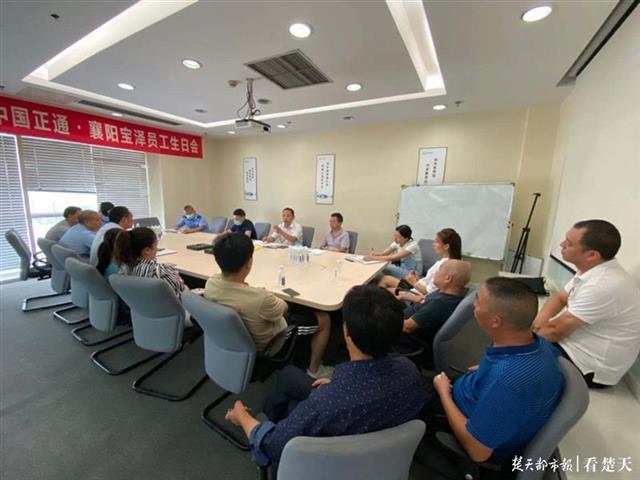 |襄阳“宝马”车投诉事件获解决18名买主苦终于提到了新车