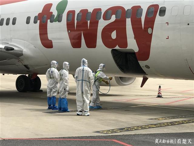 |刚刚！时隔8个月，武汉首条国际客运航线复航